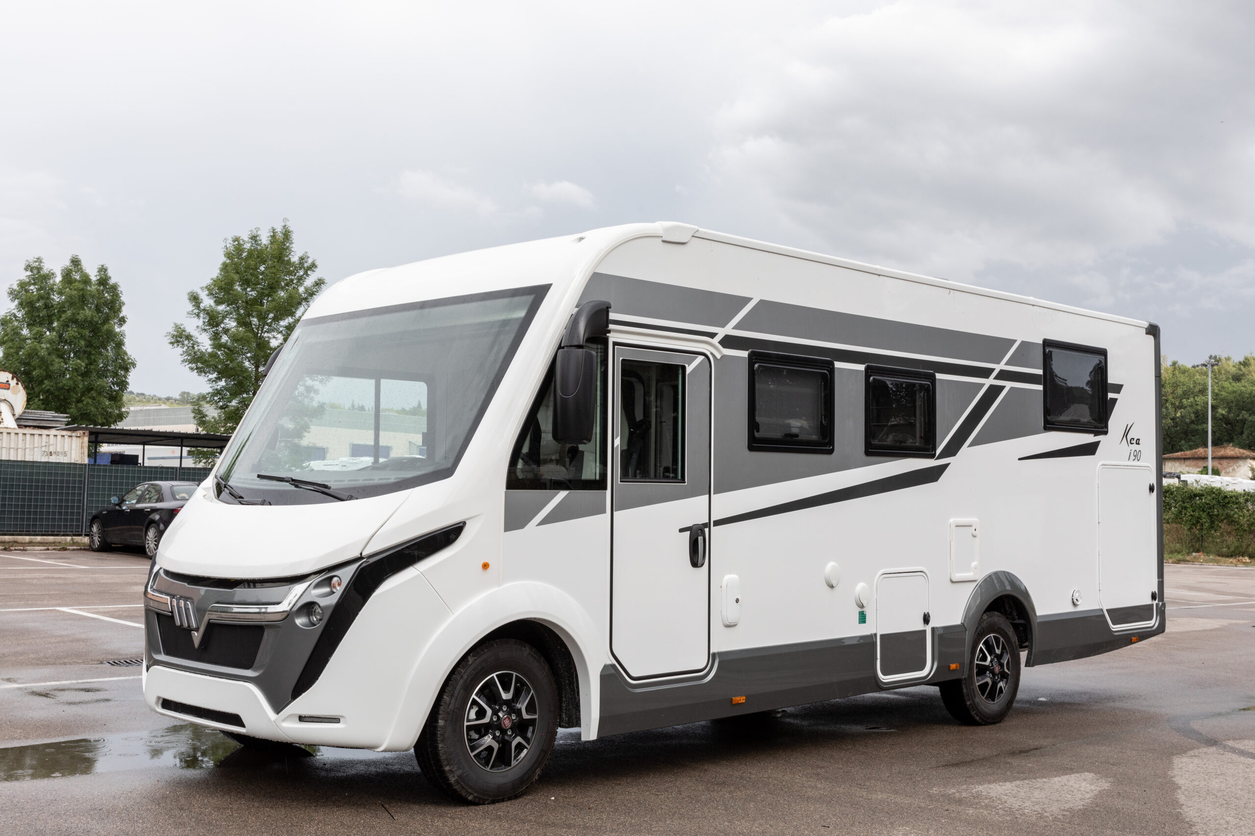 MOBILVETTA KEA I 90 2023 AUT FULL LED MOTORHOME ee