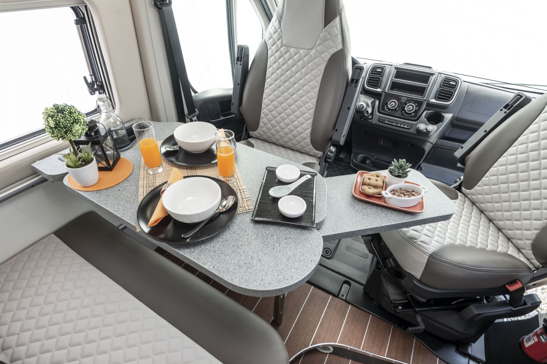 MOBILVETTA VAN Admiral interjöör MOBILVETTA VAN Admiral interjöör