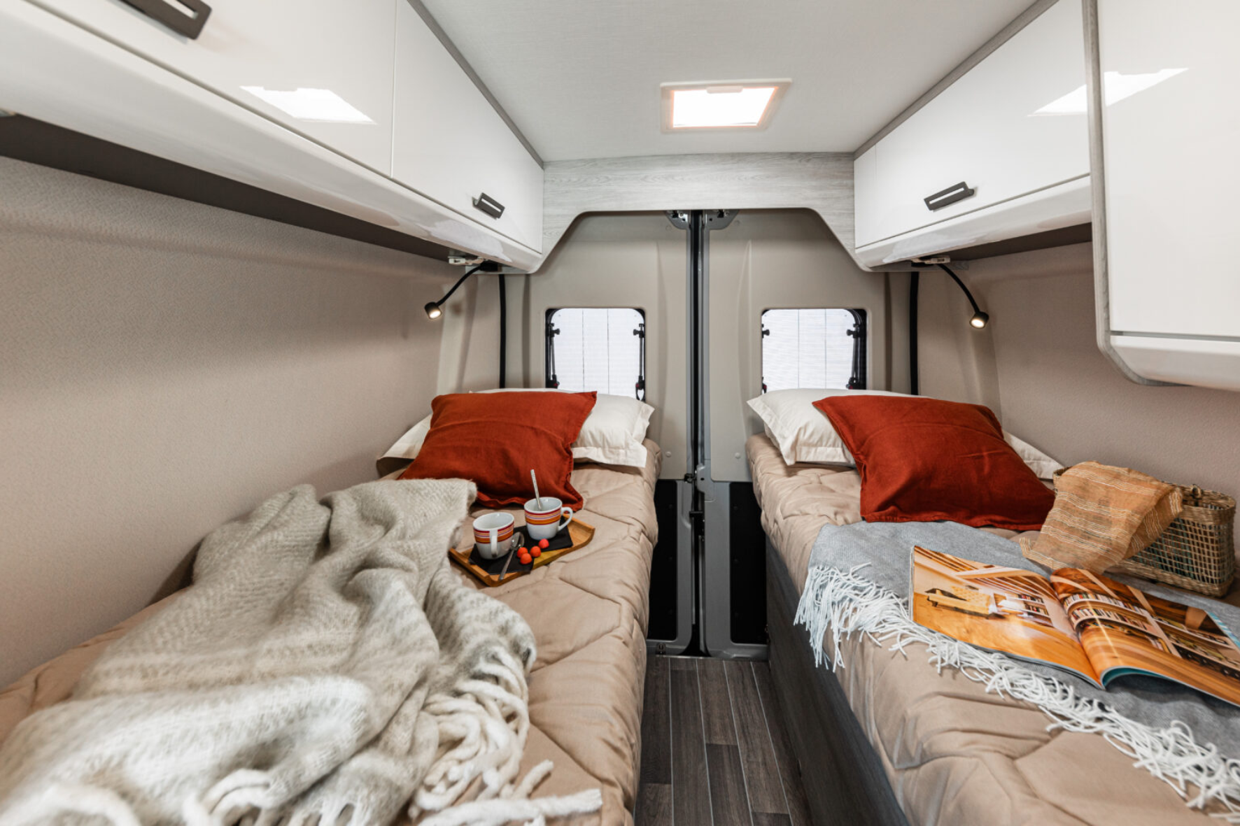 Roller Team Livingstone VAN matkabuss interjöör seest Roller Team Livingstone VAN matkabuss interjöör seest