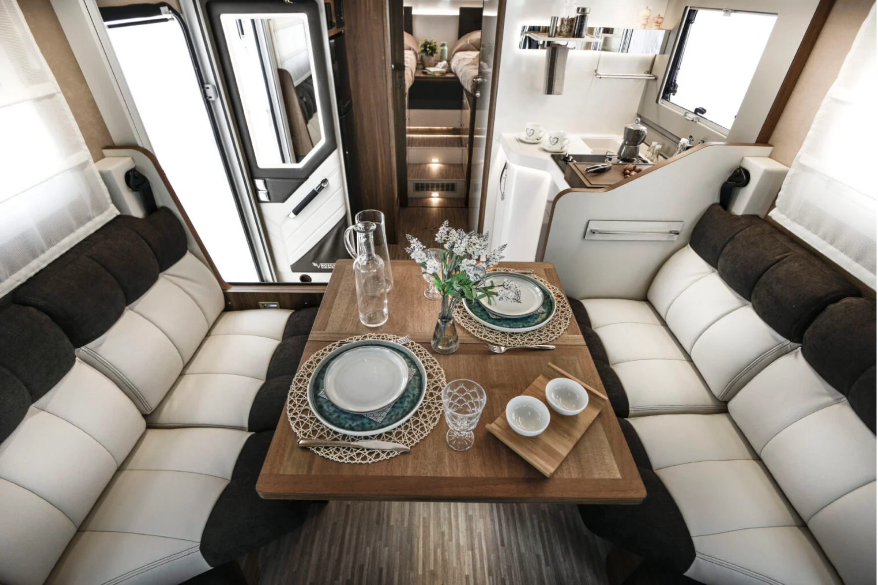 MOBILVETTA premium-klassi matkaautod interjöör MOBILVETTA premium-klassi matkaautod interjöör