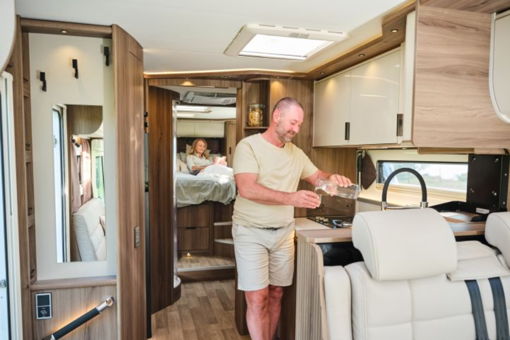 KABE matkabussi interjöör KABE matkabussi interjöör